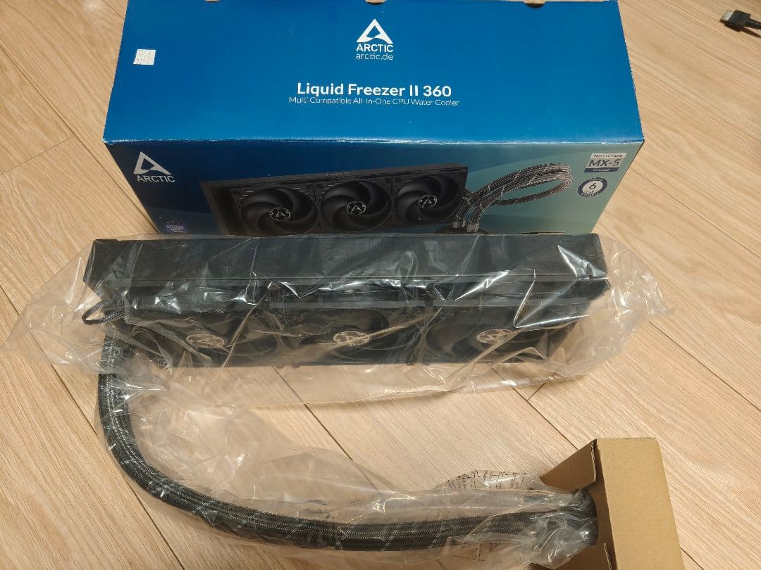 Arctic Liquid Freezer ii 360 水冷　美品