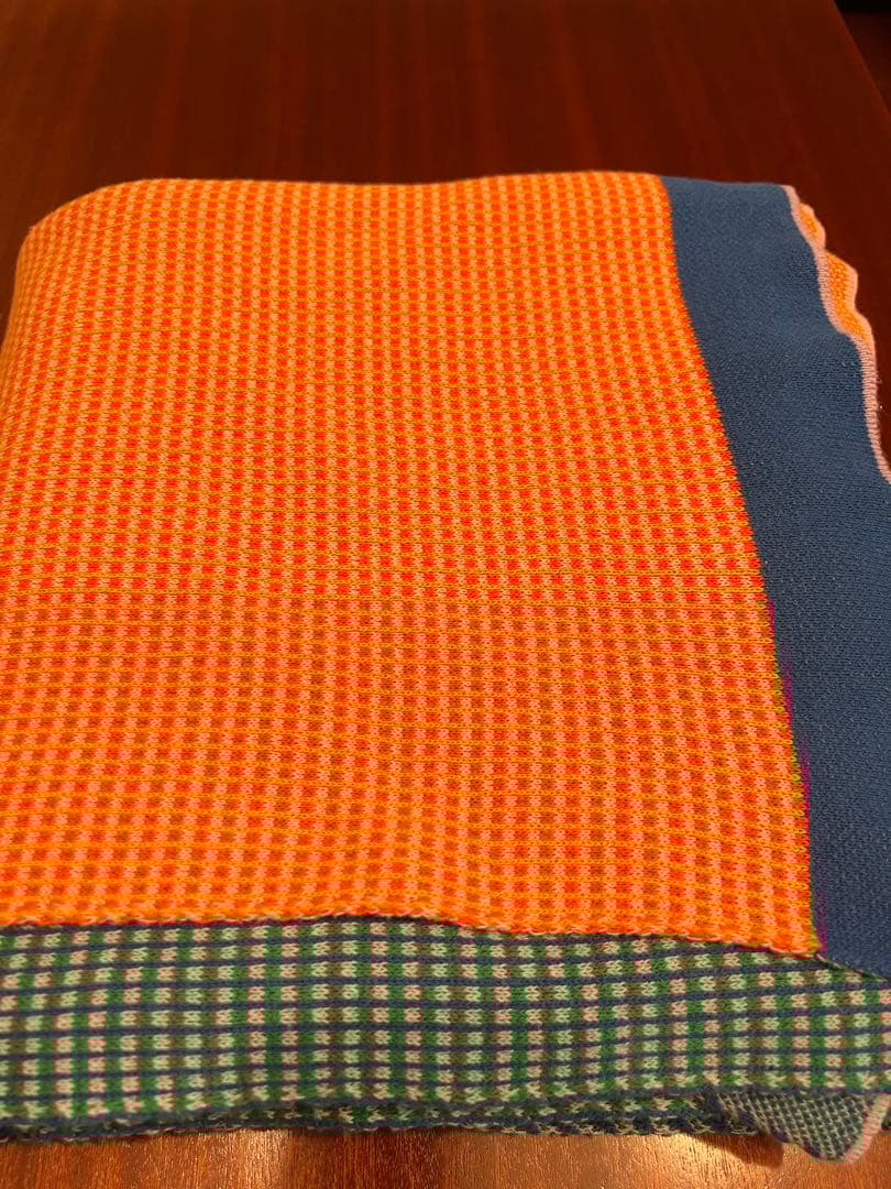 IKEA イケア　TESAMMANS テサッマンス　ブランケット