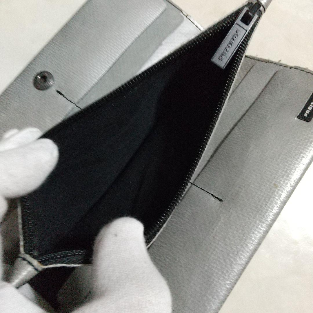 FREITAG フライターグ 長財布 ウォレット シルバーカラー