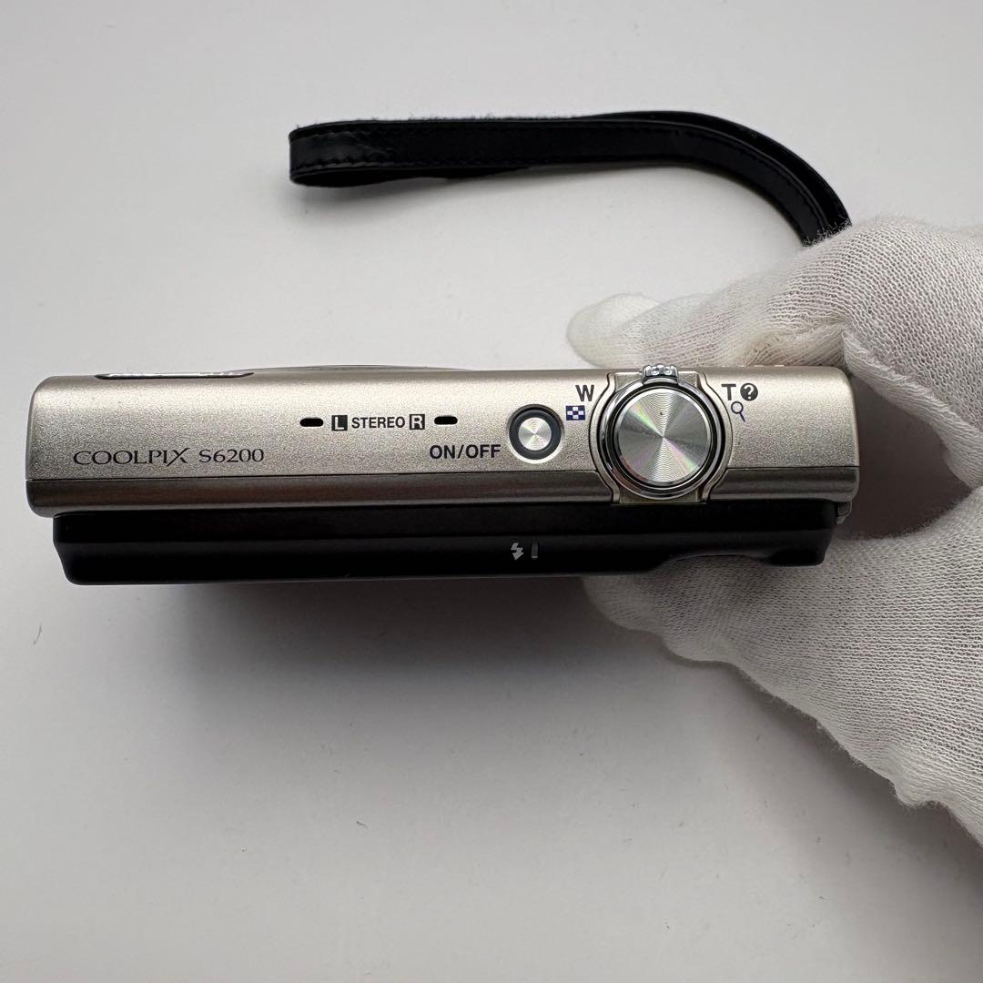 Nikon COOLPIX S6200 シルバー 10倍光学ズーム