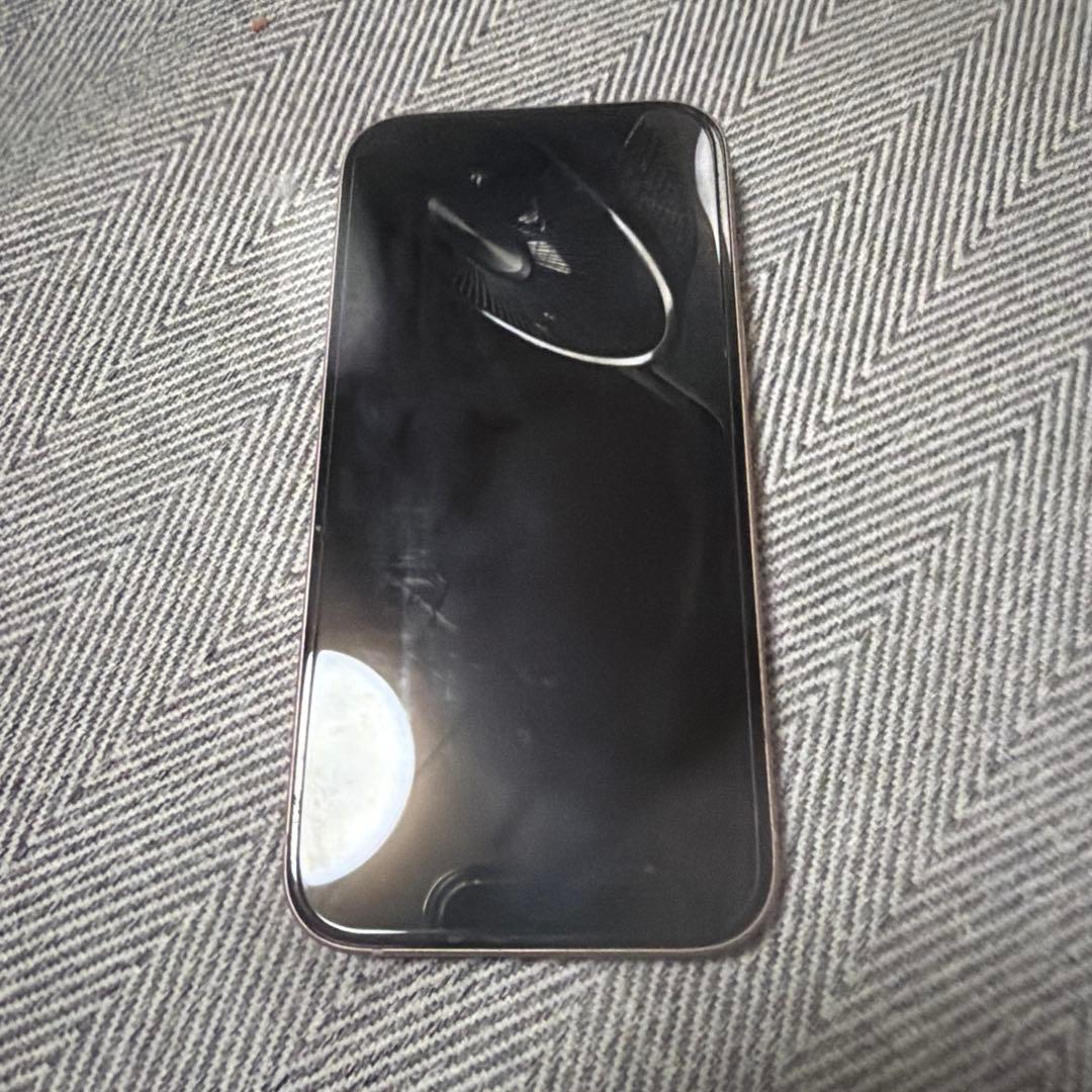 iPhone15ピンク 128GB