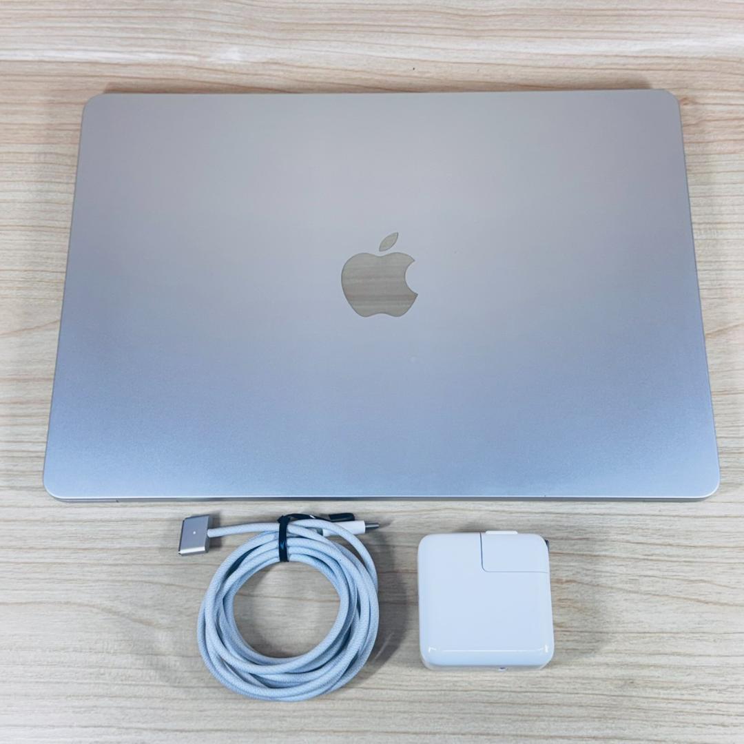 MacBook本体 P104 Apple MacBook Air M2 13inch