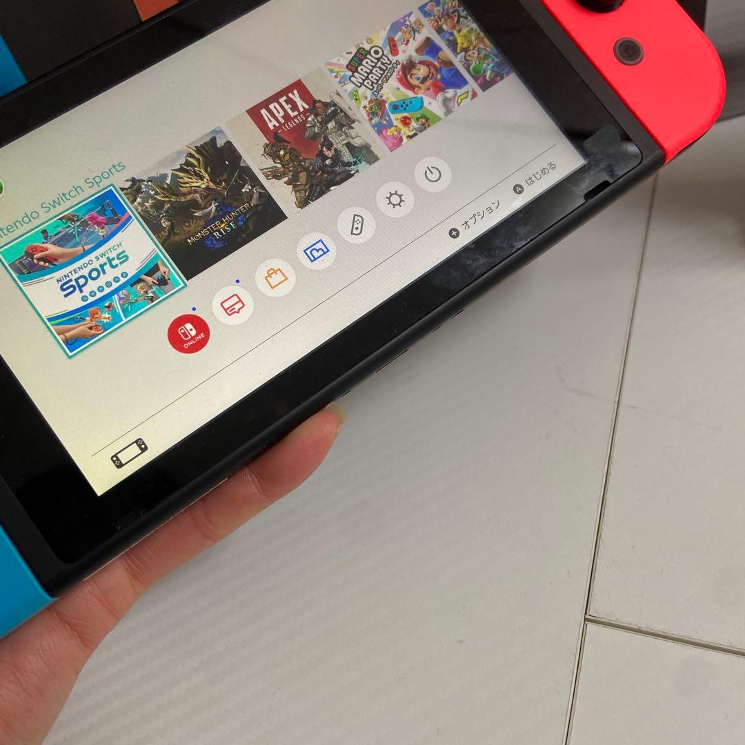 Nintendo Switch⭐️本体Joy-Con ネオンブルー　ネオンレッド