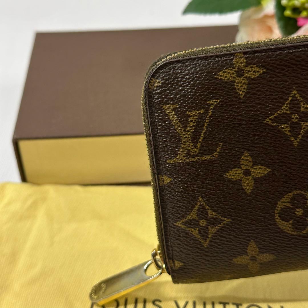 新品同様‼️ 現行　ルイヴィトン　モノグラム　財布　長財布　ジッピーウォレット