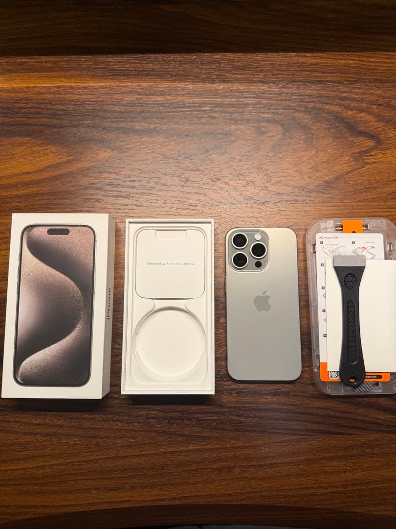 【最終値下げ】iPhone 15 Pro 256GB ナチュラルチタニウム