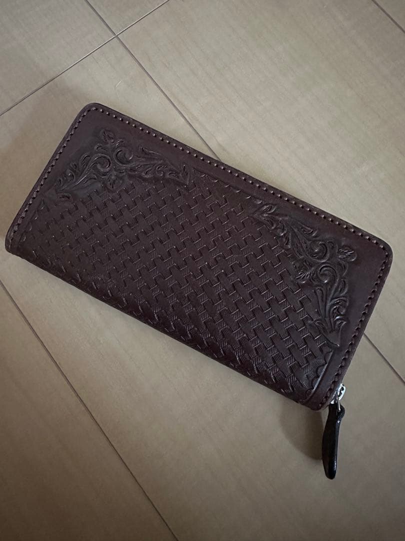 【未使用】SAAD ラウンドファスナー長財布　ブラウン（初売り特価）