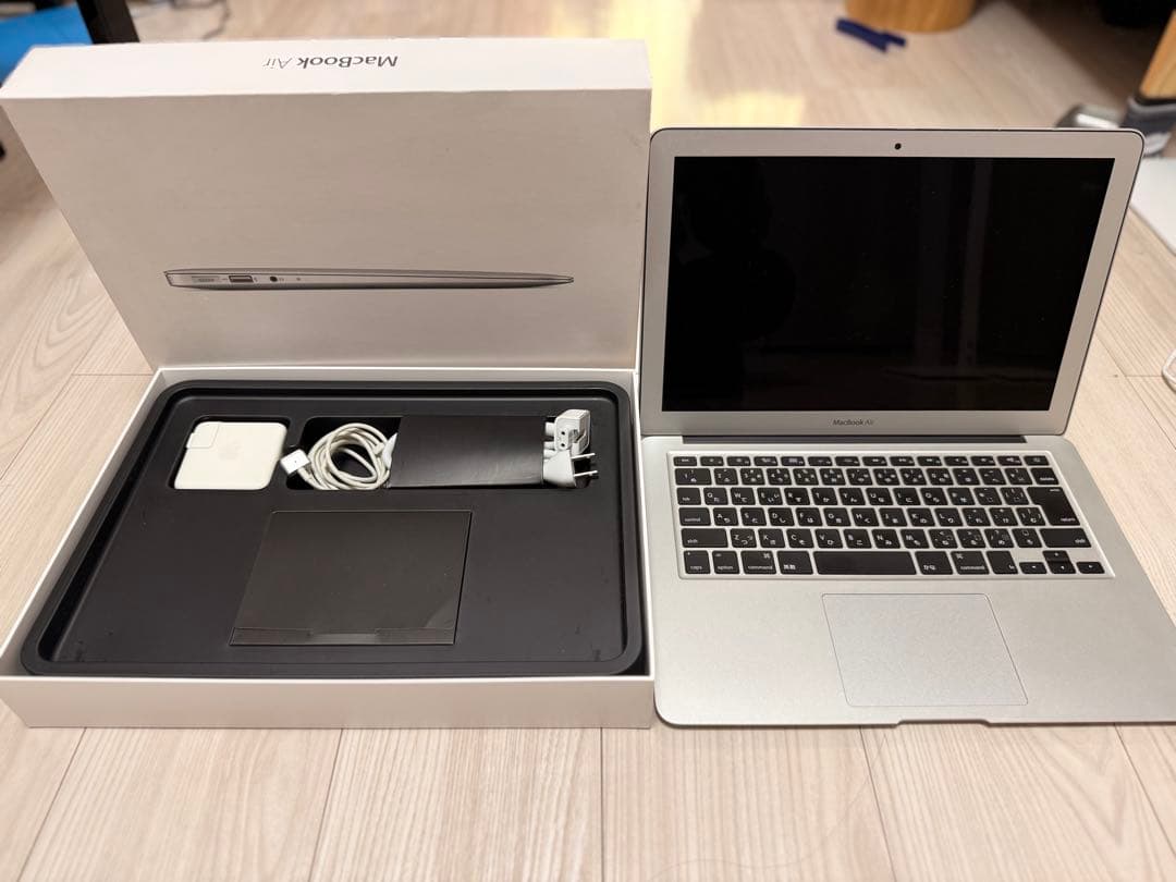 Apple MacBook Air 2012 13インチ　故障歴なし