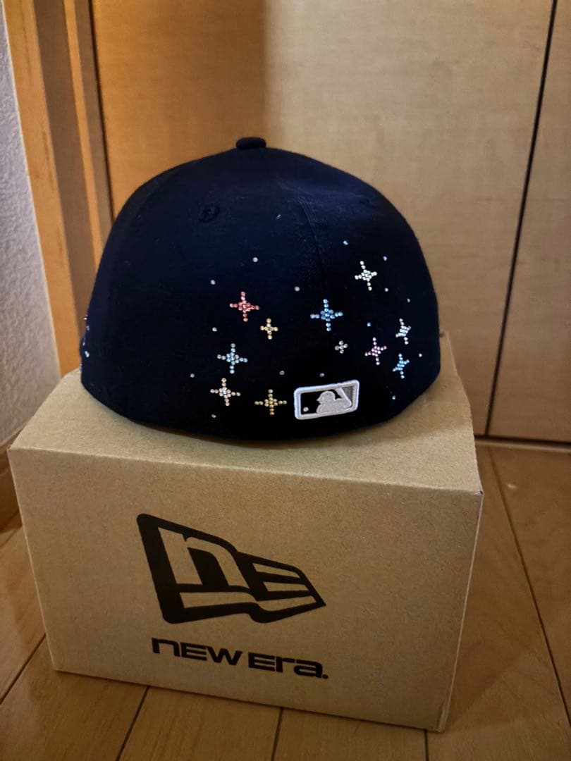 在庫処分New Era 59FIFTY ネイビー 73/8スワロフスキー