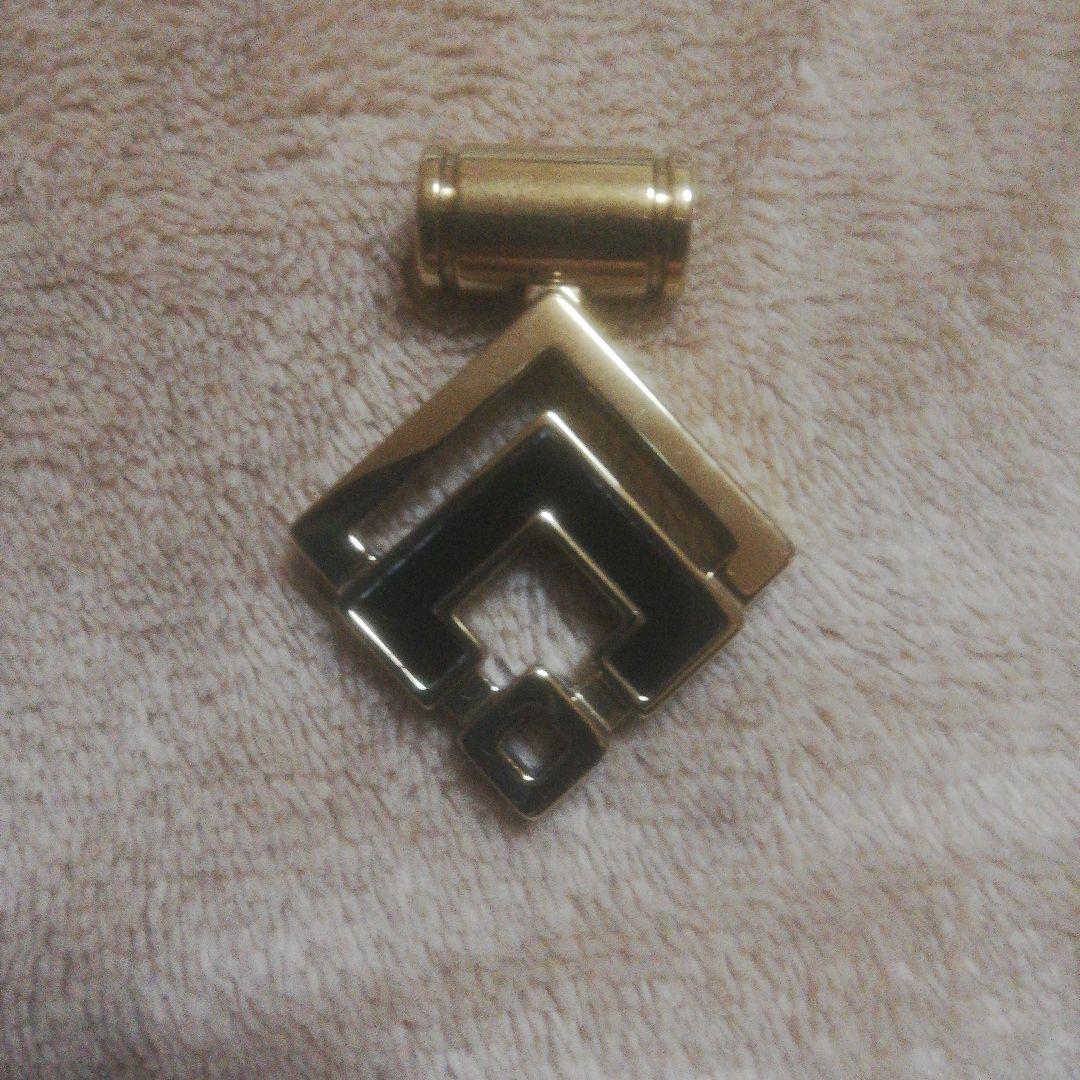 コラントッテトップ ４２センチ金、黒