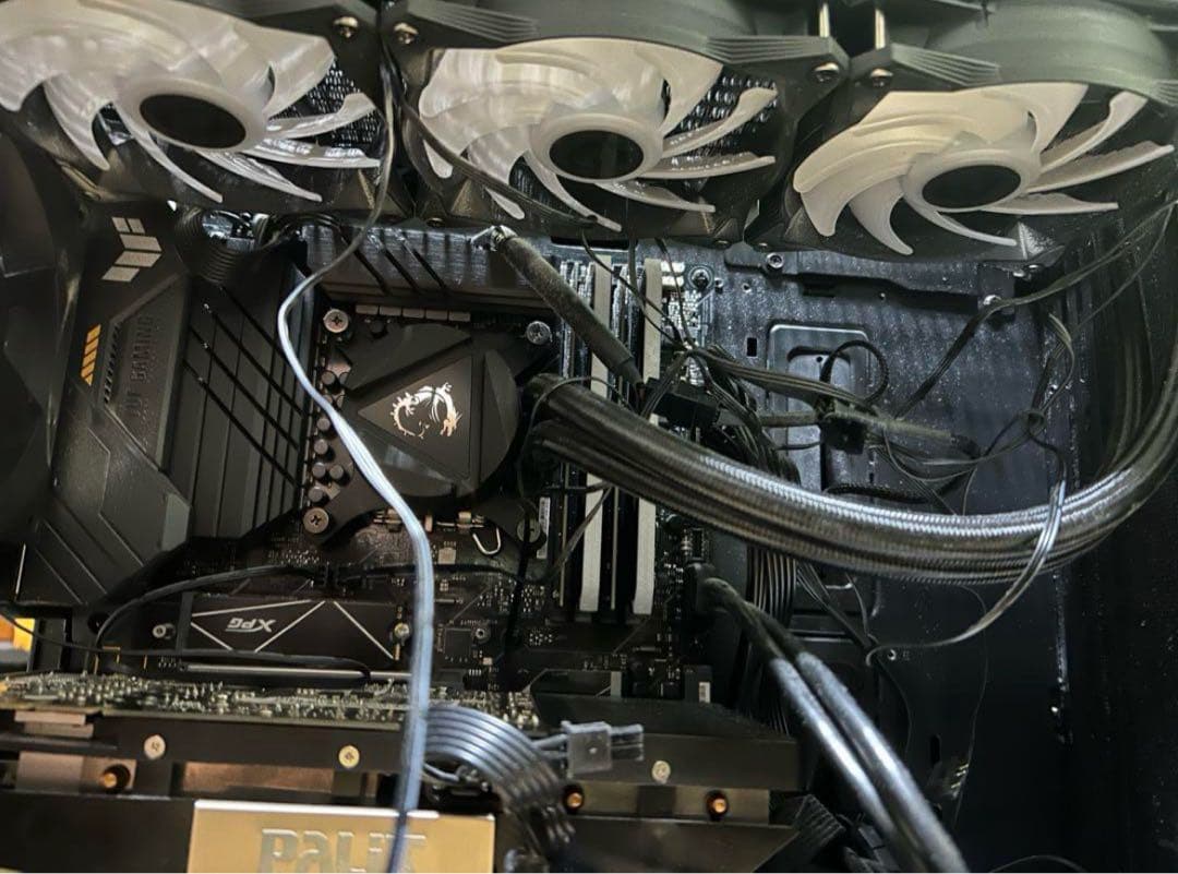 ゲーミングPC i5-13600k 32G 水冷 m.2ssd2tb