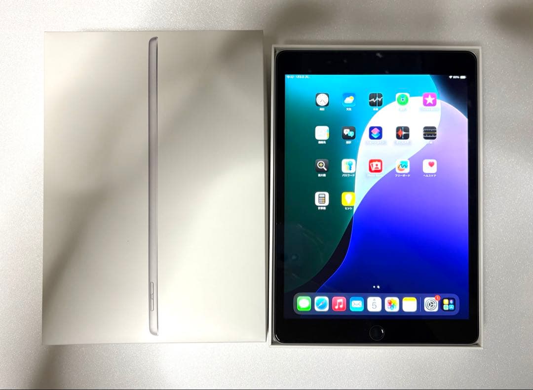 美品 アップルストア購入品 iPad 第9世代 Wi-Fi シルバー[64GB]