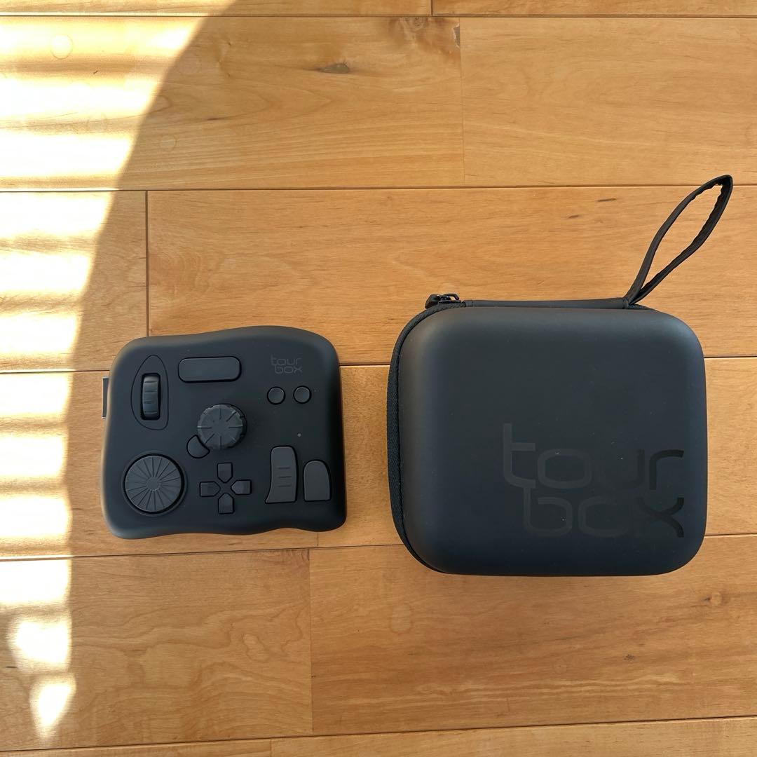 Tour box neo ケース付き