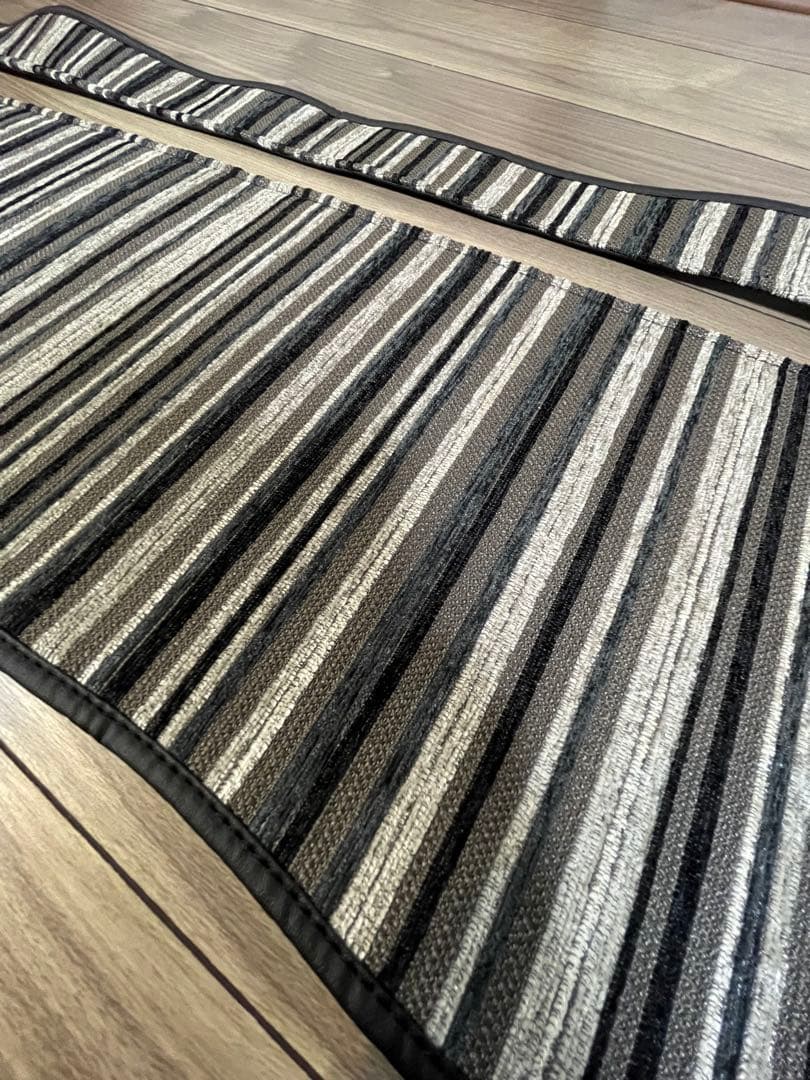 ハイエース　200系　標準ボディーダッシュボードカバー　ダッシュボード　カバー