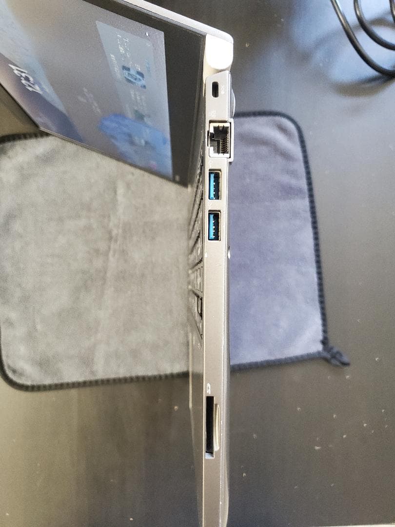 Dynabook R63 超軽量 8世代i5 16GB