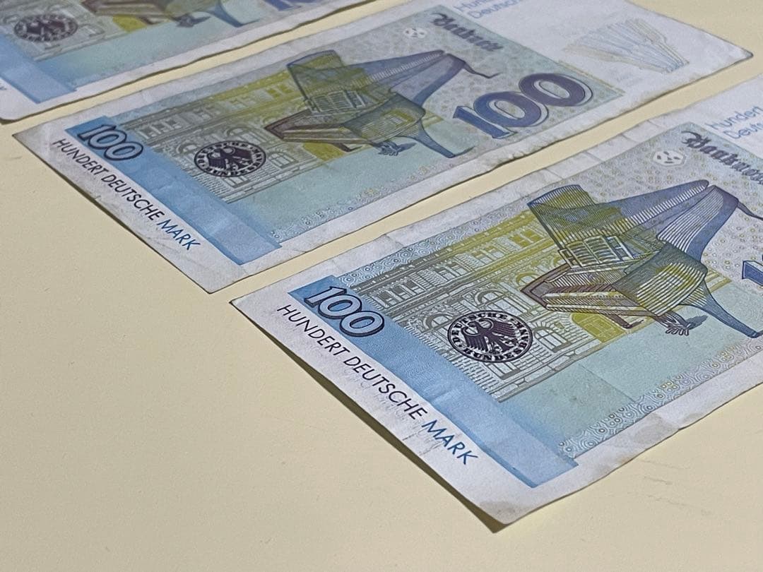 旧紙幣 ドイツ 100マルク ×3枚　1996年 希少 クララ・シューマン