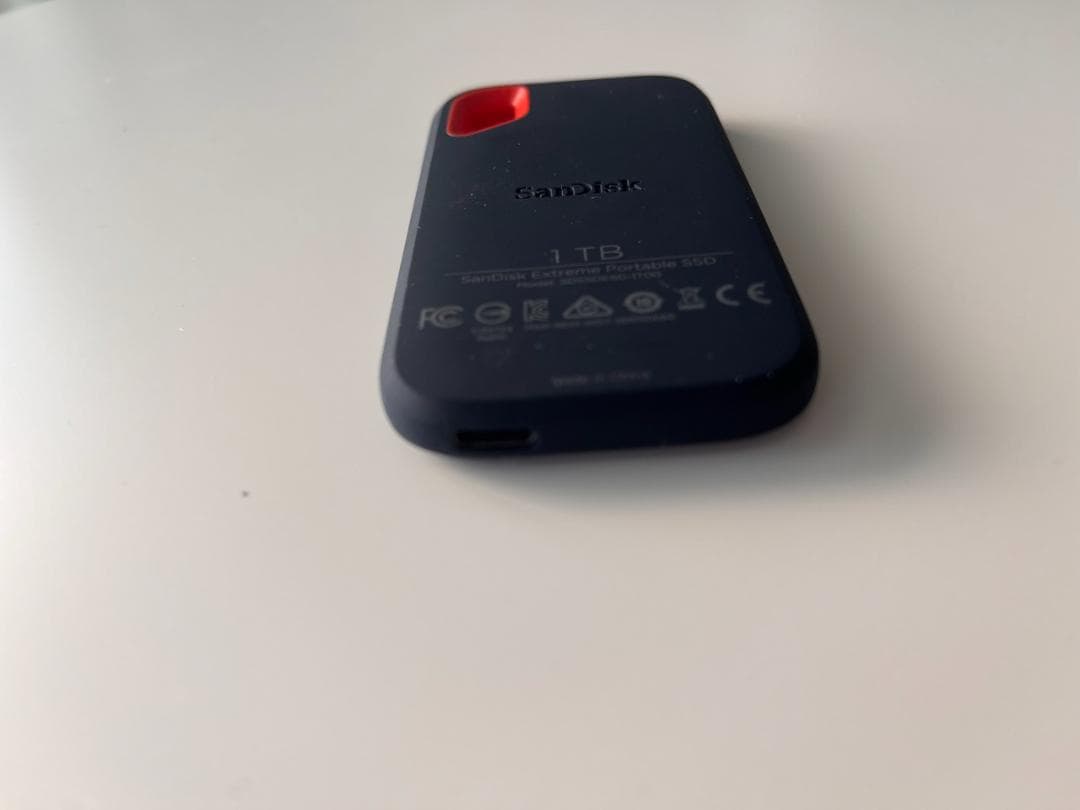 SanDisk 外付けSSD 1TB【健康度100%】Mac用初期化済