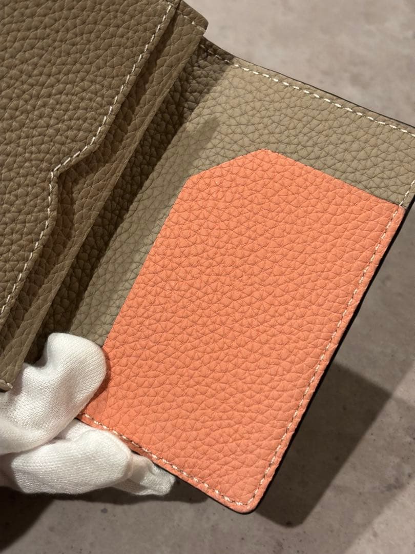 ボナベンチュラビジネスカードケース名刺入れグレージュシュリンクレザー