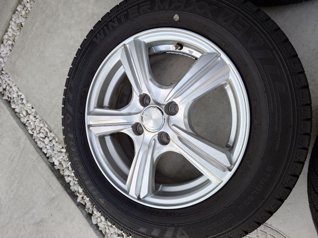 185/65R15 スタッドレスタイヤ ホイールセット