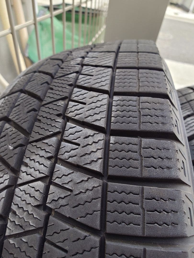 185/65R15 スタッドレスタイヤ ホイールセット