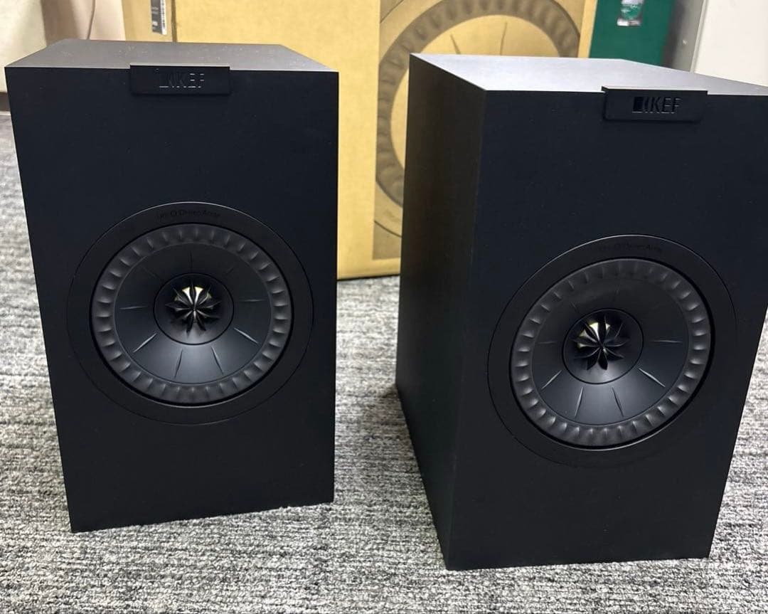 KEF Q1 スピーカー