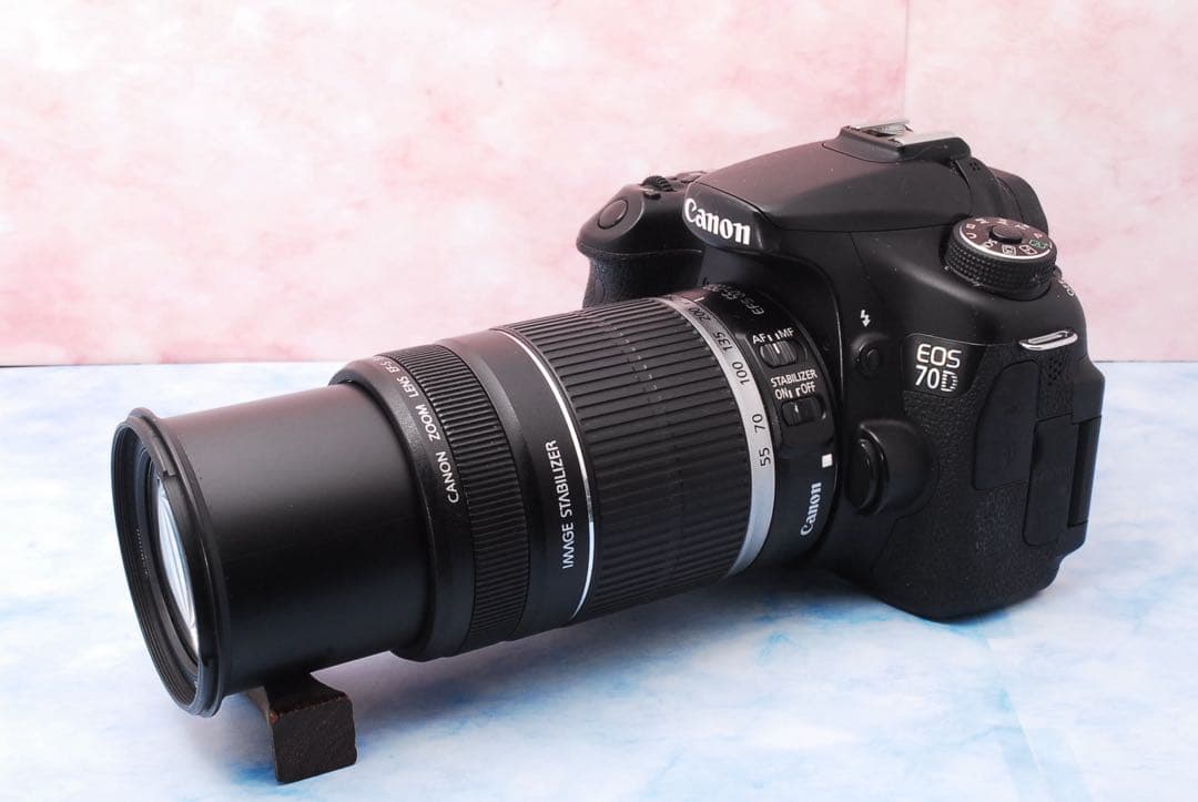 Canon EOS 70D☆手ぶれ補正Wレンズ☆一眼レフカメラ☆Wi-Fi