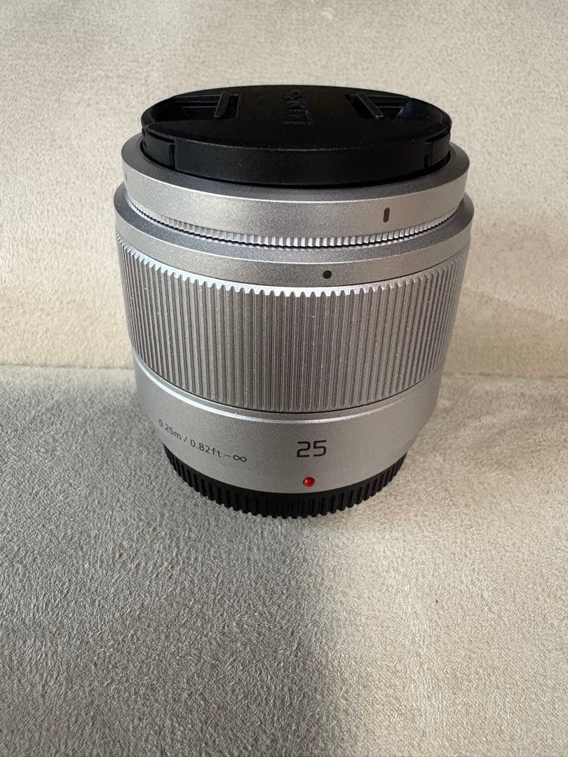 【美品】LUMIX 単焦点レンズ 25ミリ　ルミックス H-H025 シルバー