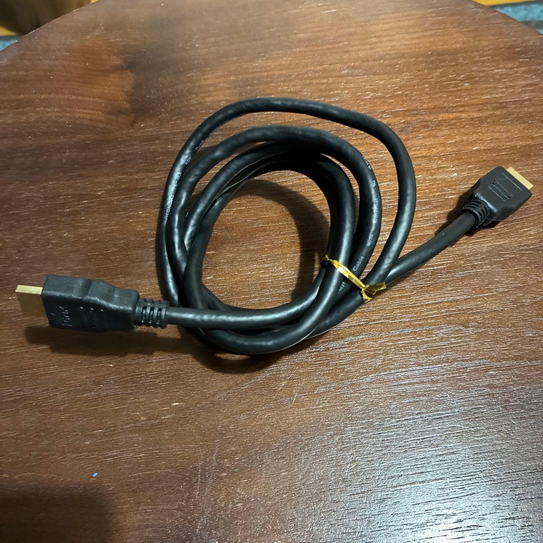 GMKtec ミニPC 本体と付属品