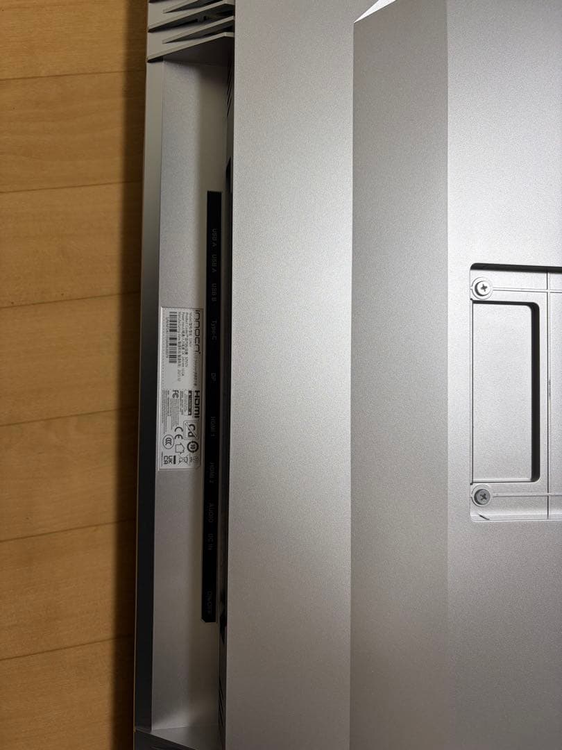 INNOCN 32M2V (32インチ ミニLED 4K ゲーミングモニター)