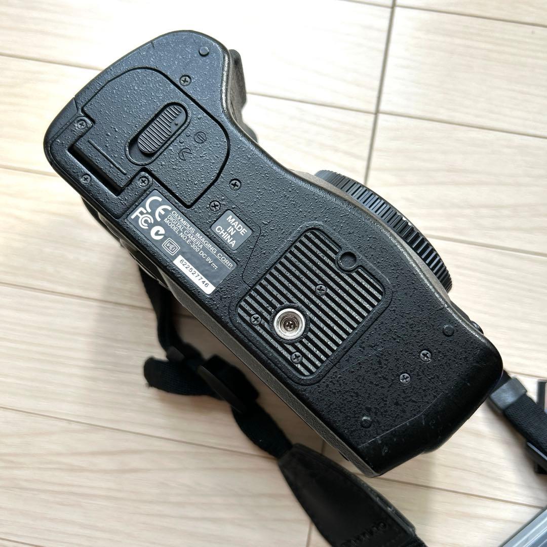 美品 OLYMPUS E-300 ダブルレンズセット カード付 一眼レフカメラ