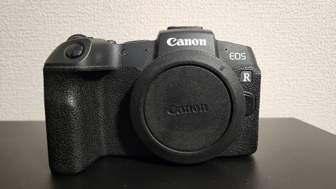 Canon EOS RP本体と付属品
