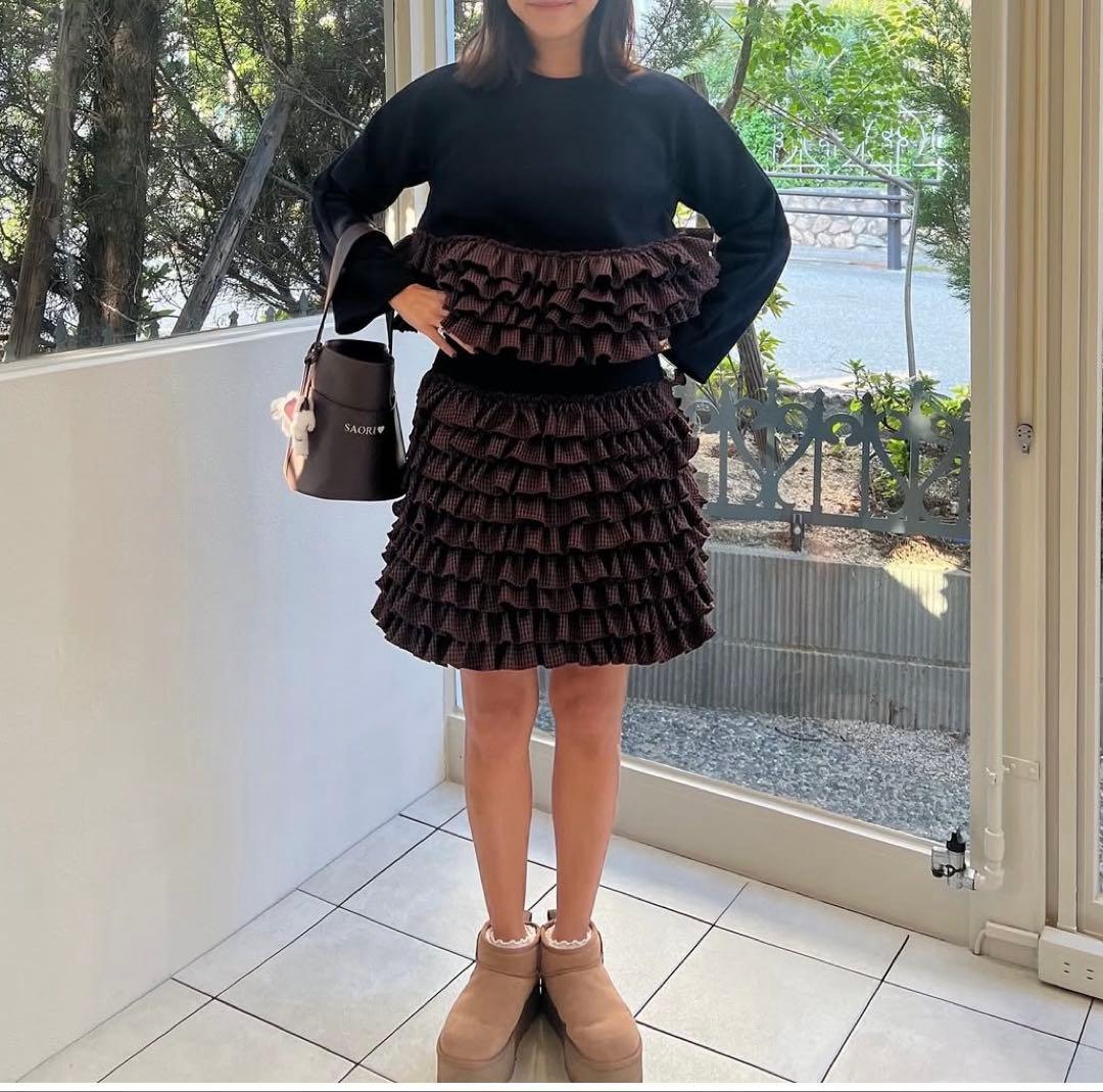 rosymonster パインコーン　フリルトップス×スカート