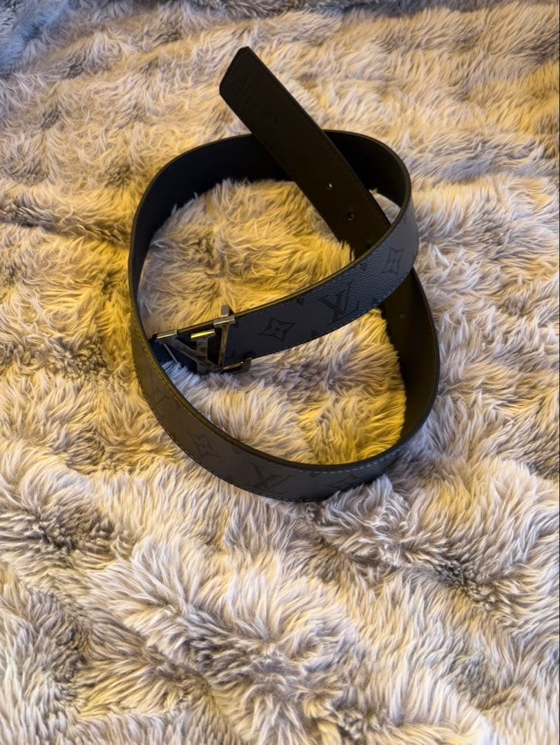 LOUIS VUITTON ブラックレザーベルト 90/36