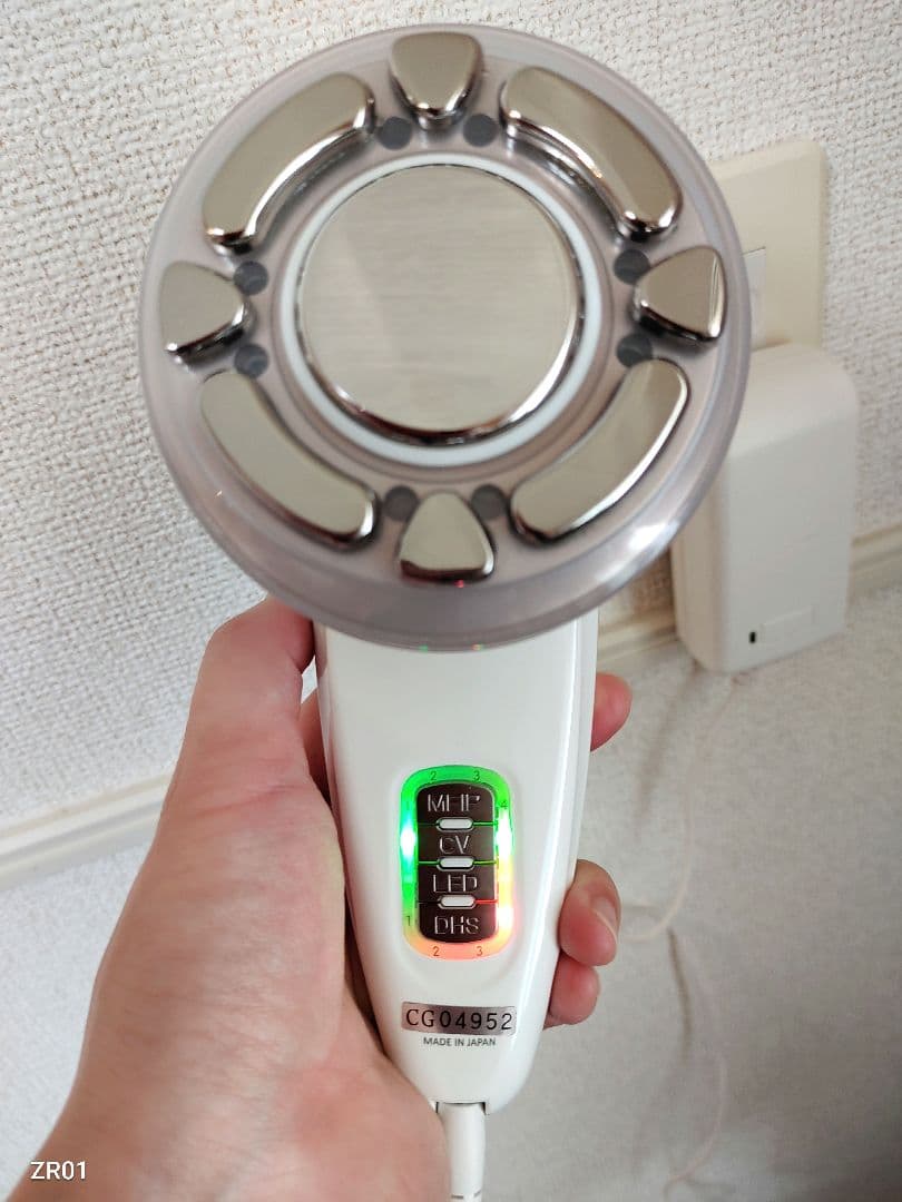 【送料無料】 美品 Dr.Caviet ハンディキャビテーション エステ