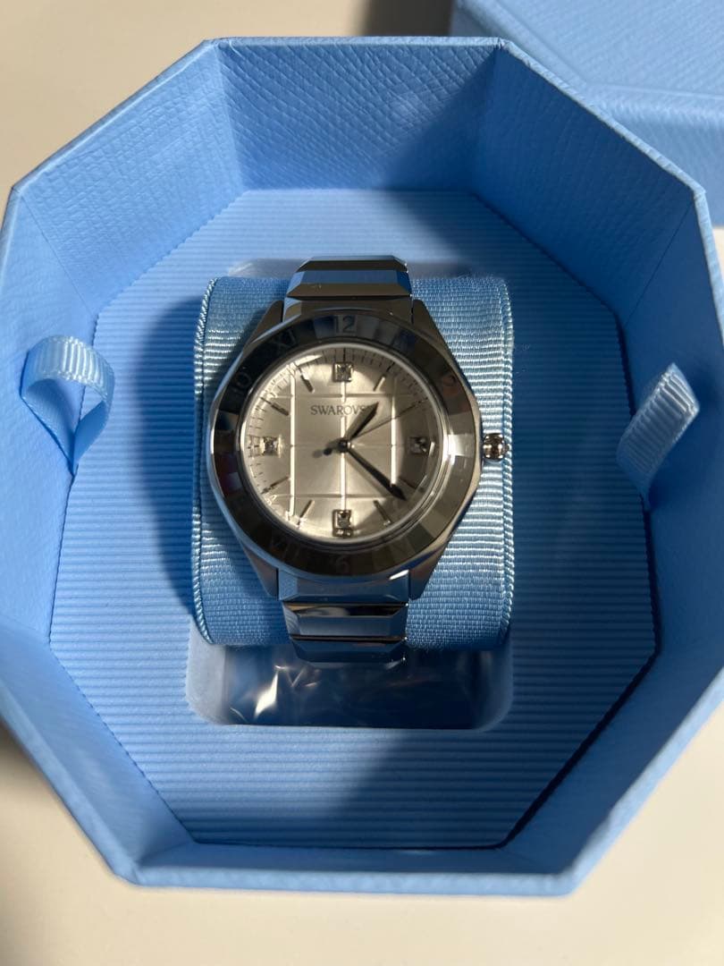 SWAROVSKI 時計