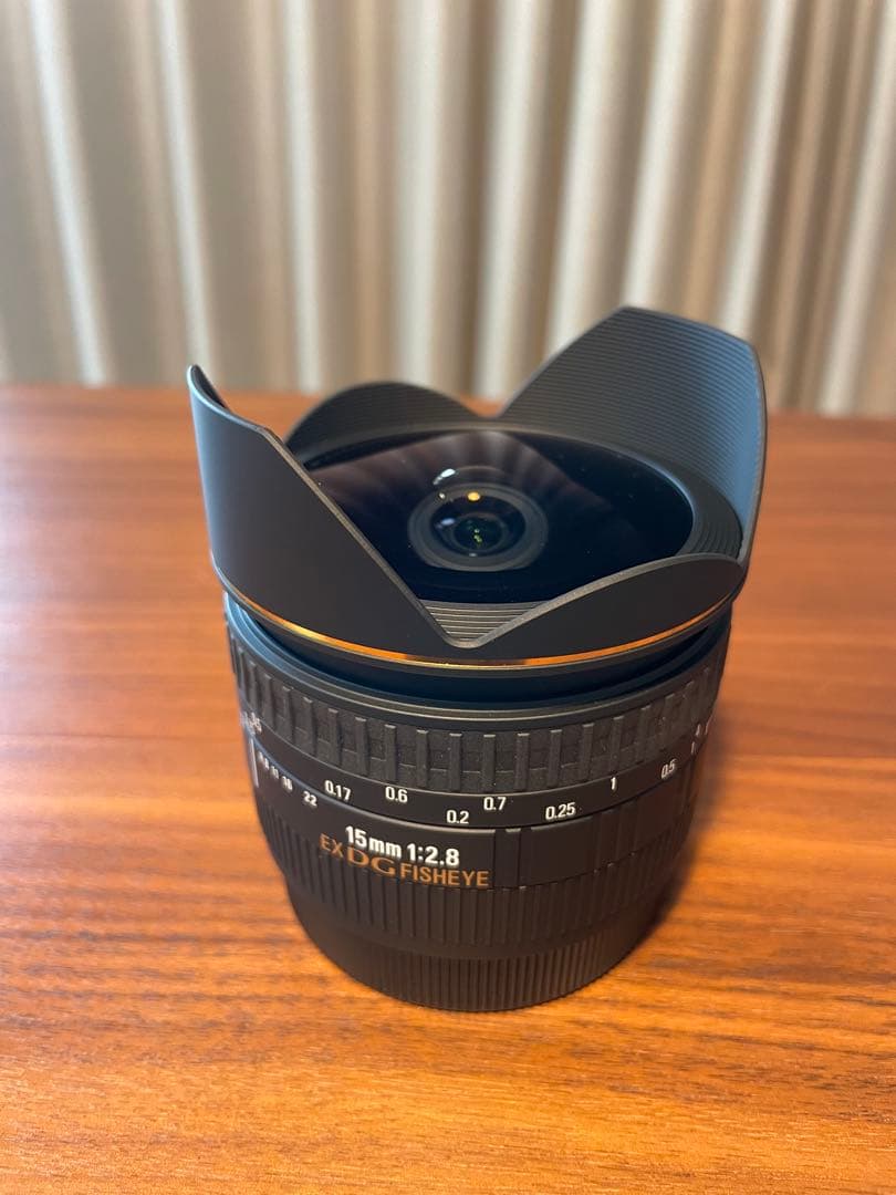 SIGMA 15mm F2.8 FISHEYE魚眼レンズ