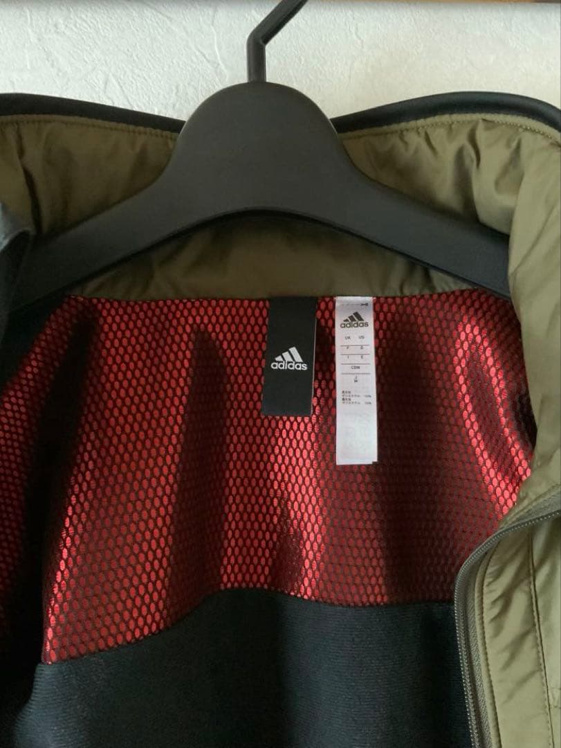 【美品】adidas TWNTY4SVN セットアップ カーキ　メンズ　Mサイズ