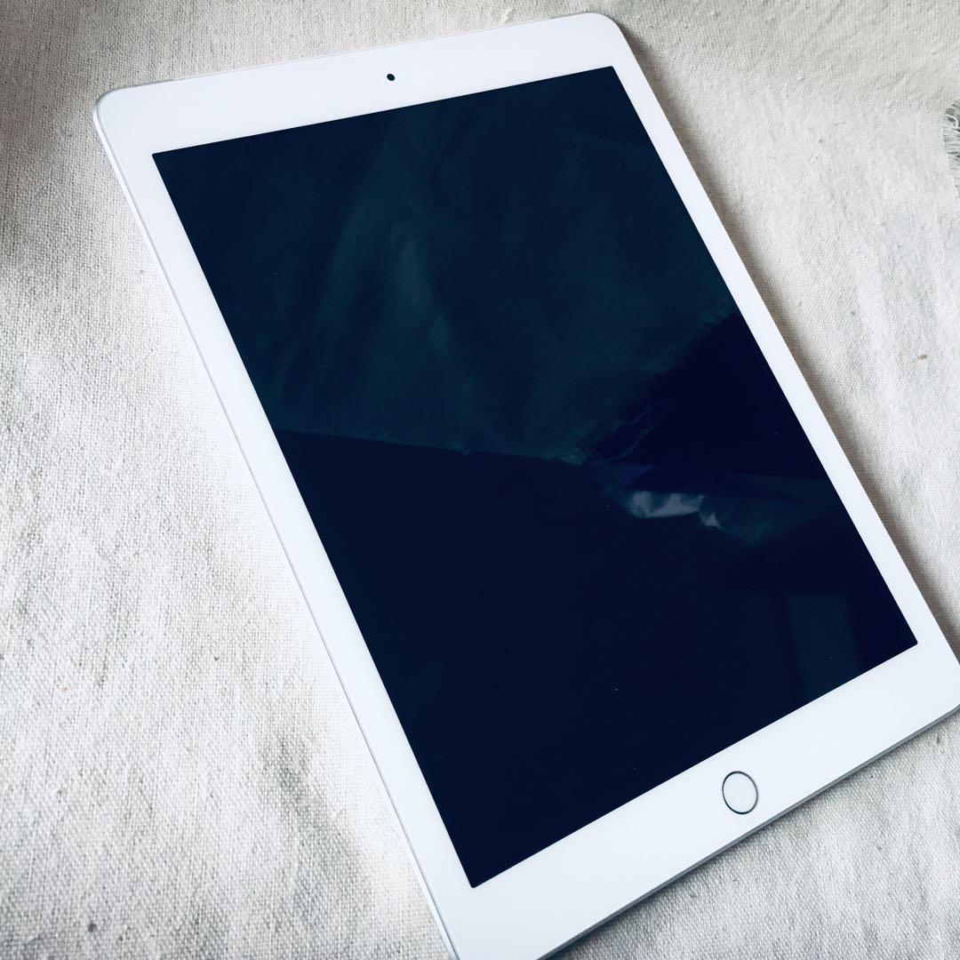 箱付き 美品 iPad 第5世代 32GB A1823 wifi セルラー