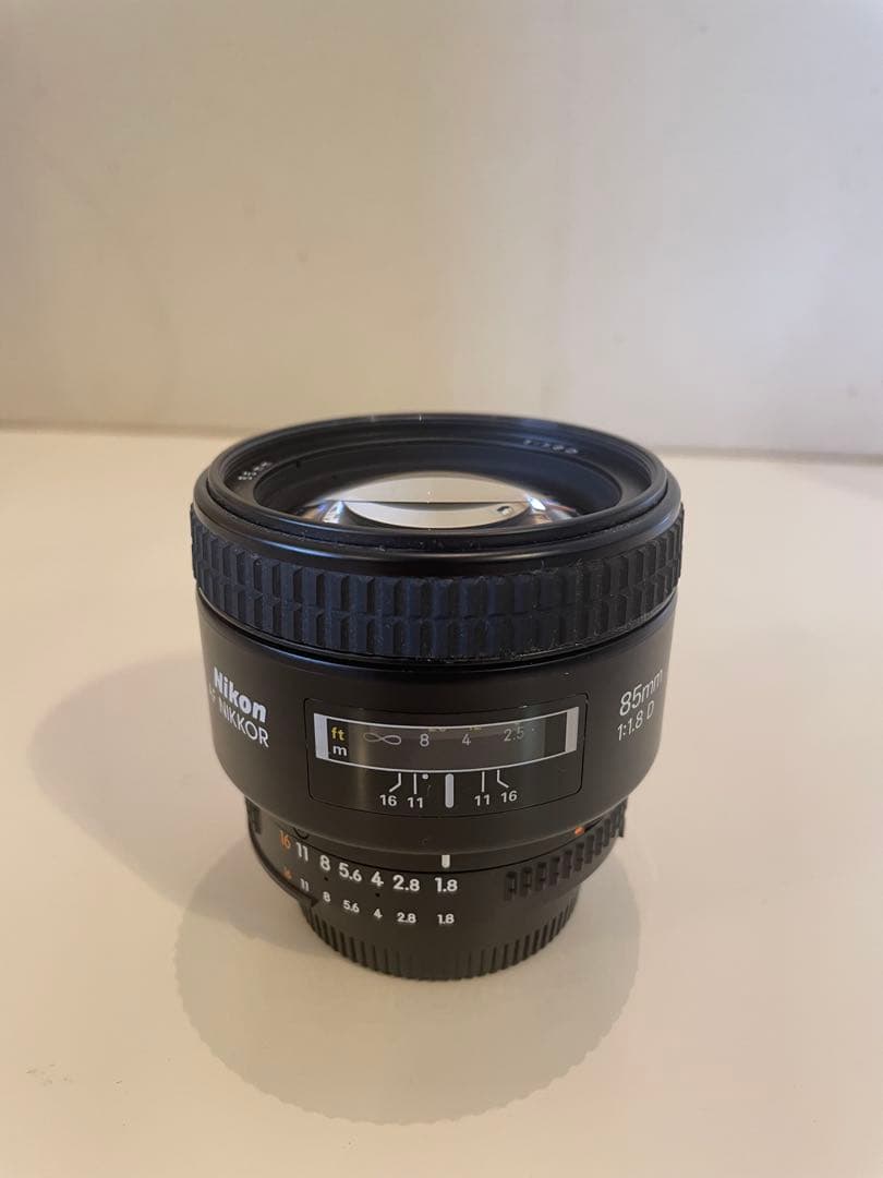 レンズ(単焦点) NIKON AF 85mm 1:1.8D