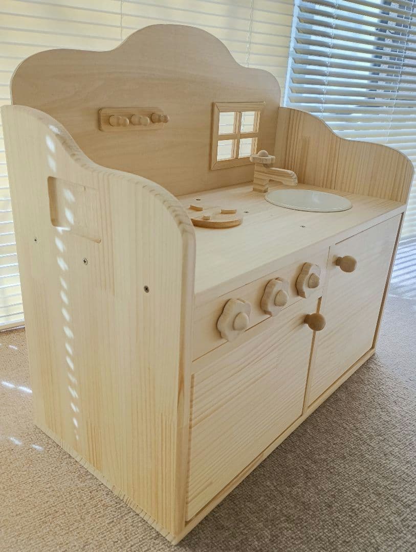 ୨୧ 木製おままごとキッチン　窓付きタイプ ୨୧