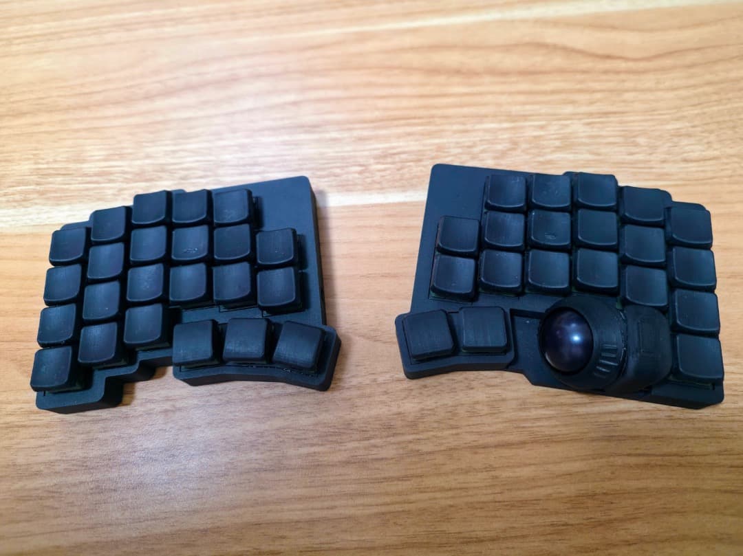 分割式キーボード roBaish-m-R/minimal-keysケース