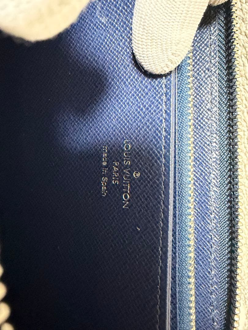 ルイヴィトン 長財布 ラウンドファスナー エピ ネイビー