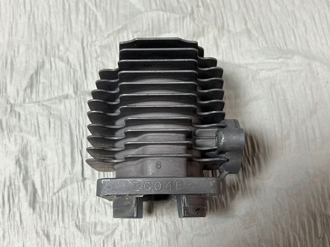 ロビンEC04・6番シリンダー