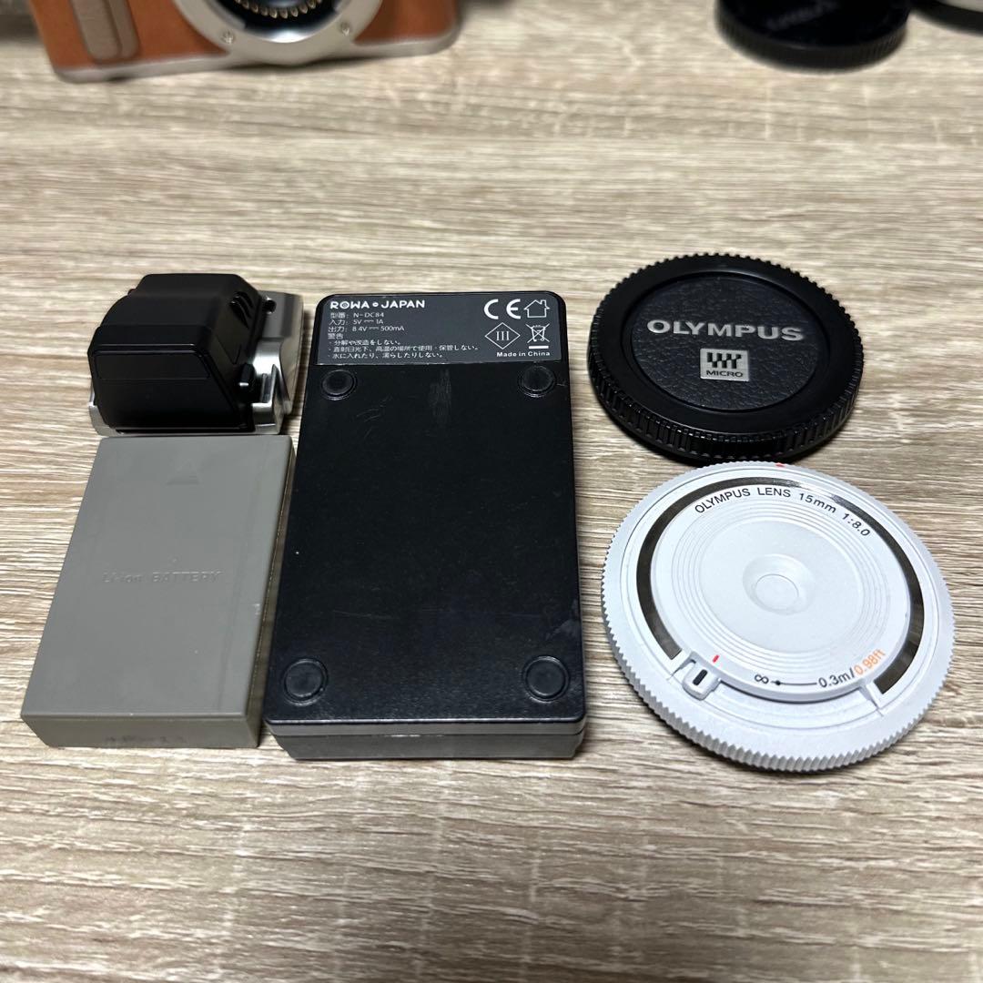 OLYMPUS PENミラーレス一眼カメラ E-PL8