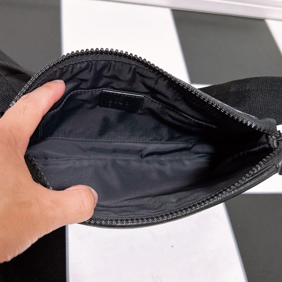 《美品》GUCCI(グッチ)ウエストポーチ　ボディーバッグ