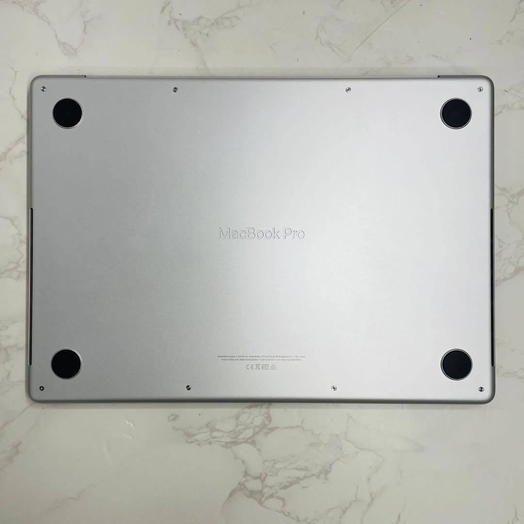 MacBook Pro 2021 14インチ M1 Max 32GB 512GB