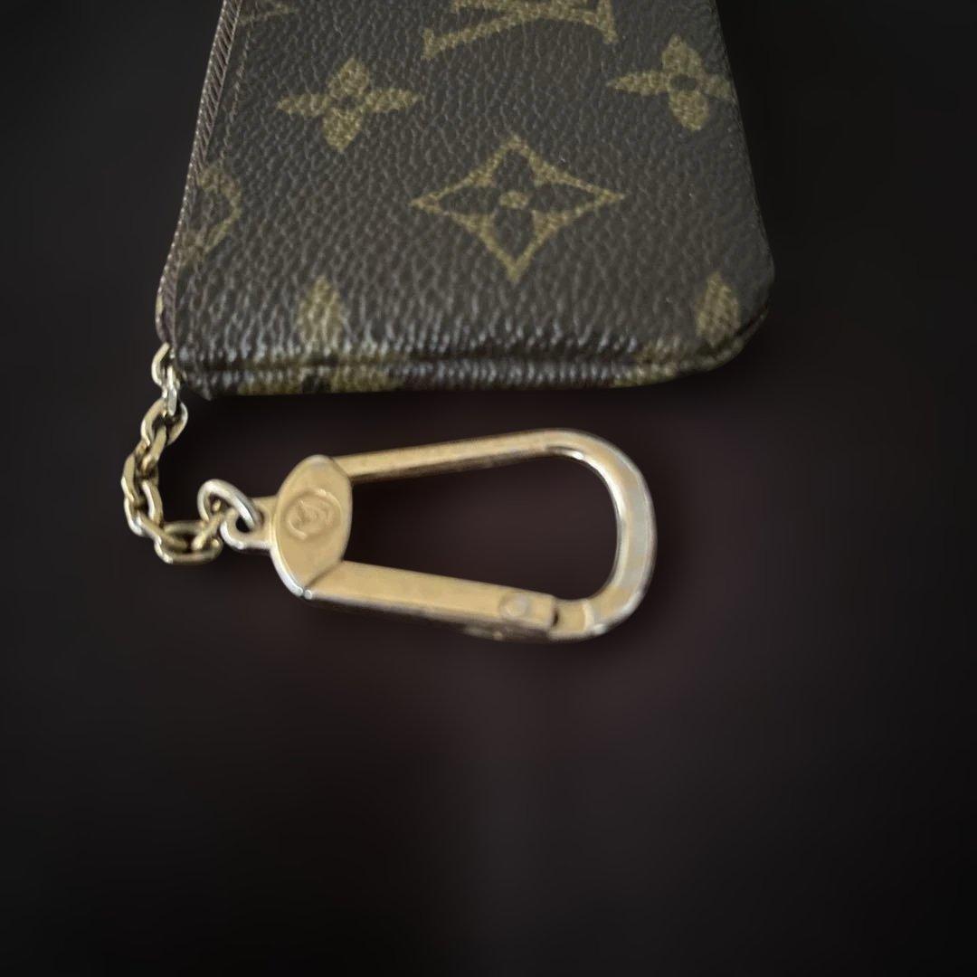 ルイヴィトン　モノグラム　ポシェットクレ　ケース　ブラウン