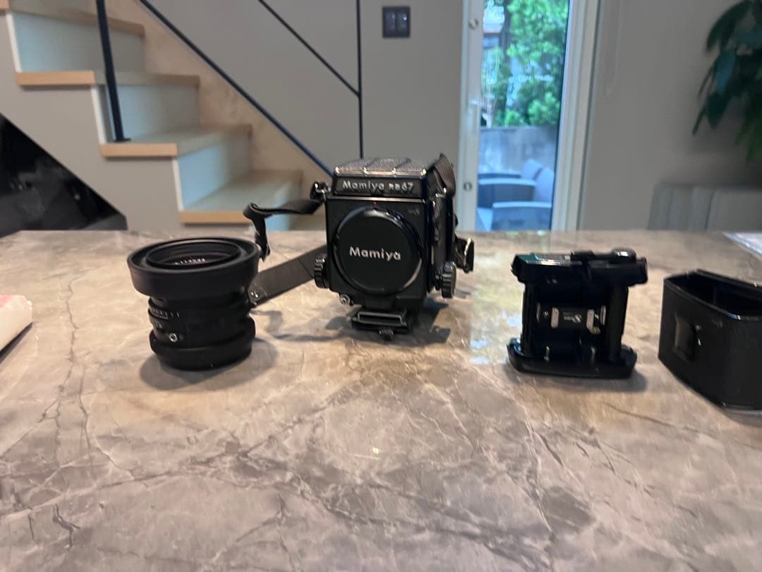 Mamiya 67 pro S フィルムカメラとレンズ