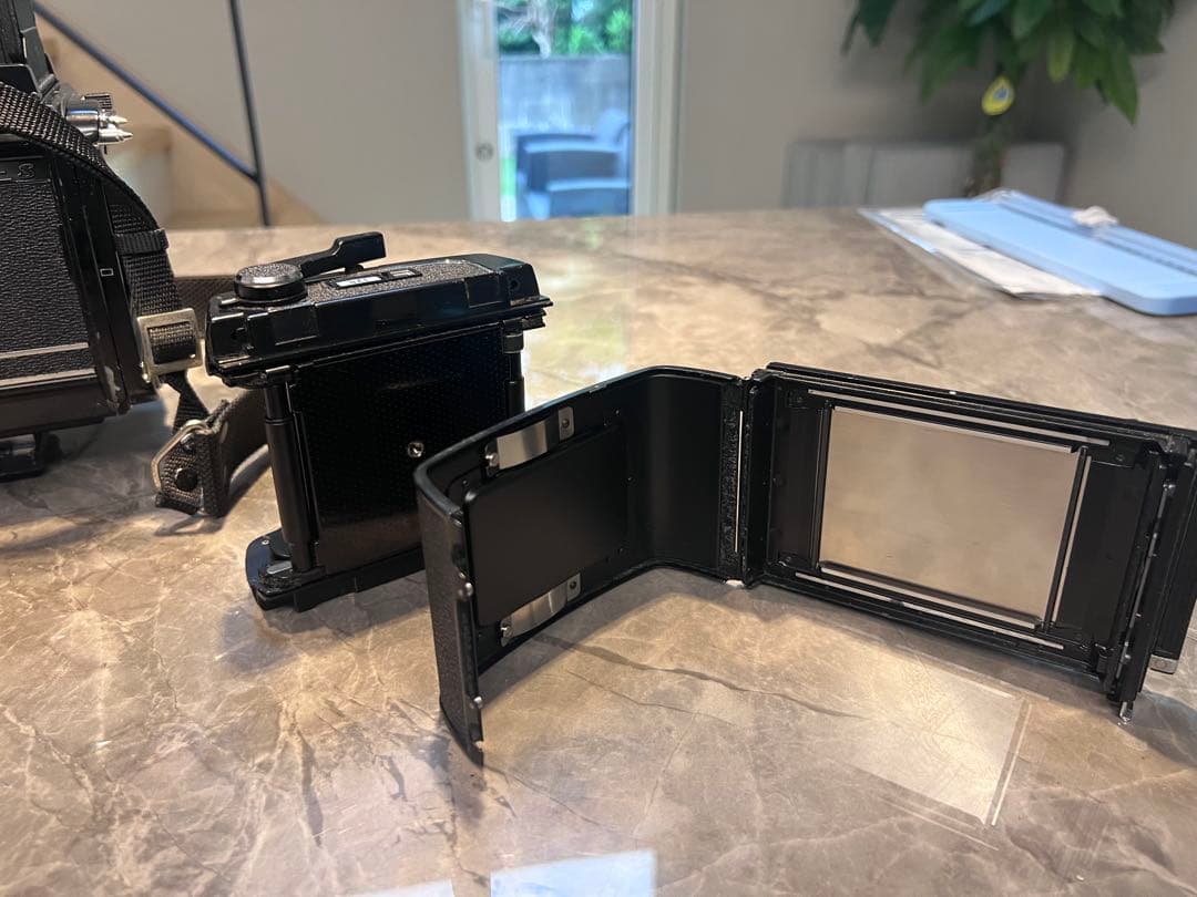 Mamiya 67 pro S フィルムカメラとレンズ