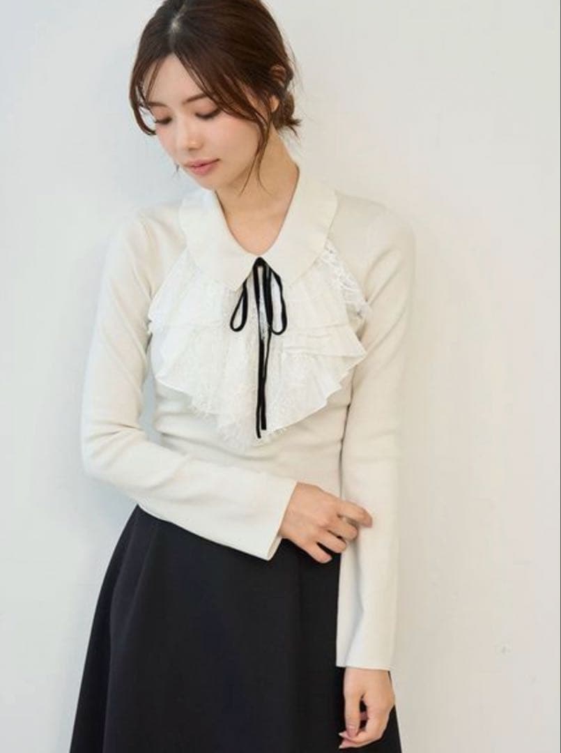 【snidel】Sustainableレイヤードラッフルニットプルオーバー