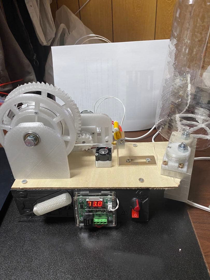 ペットボトルフィラメントメーカー　バルブキャップ付属